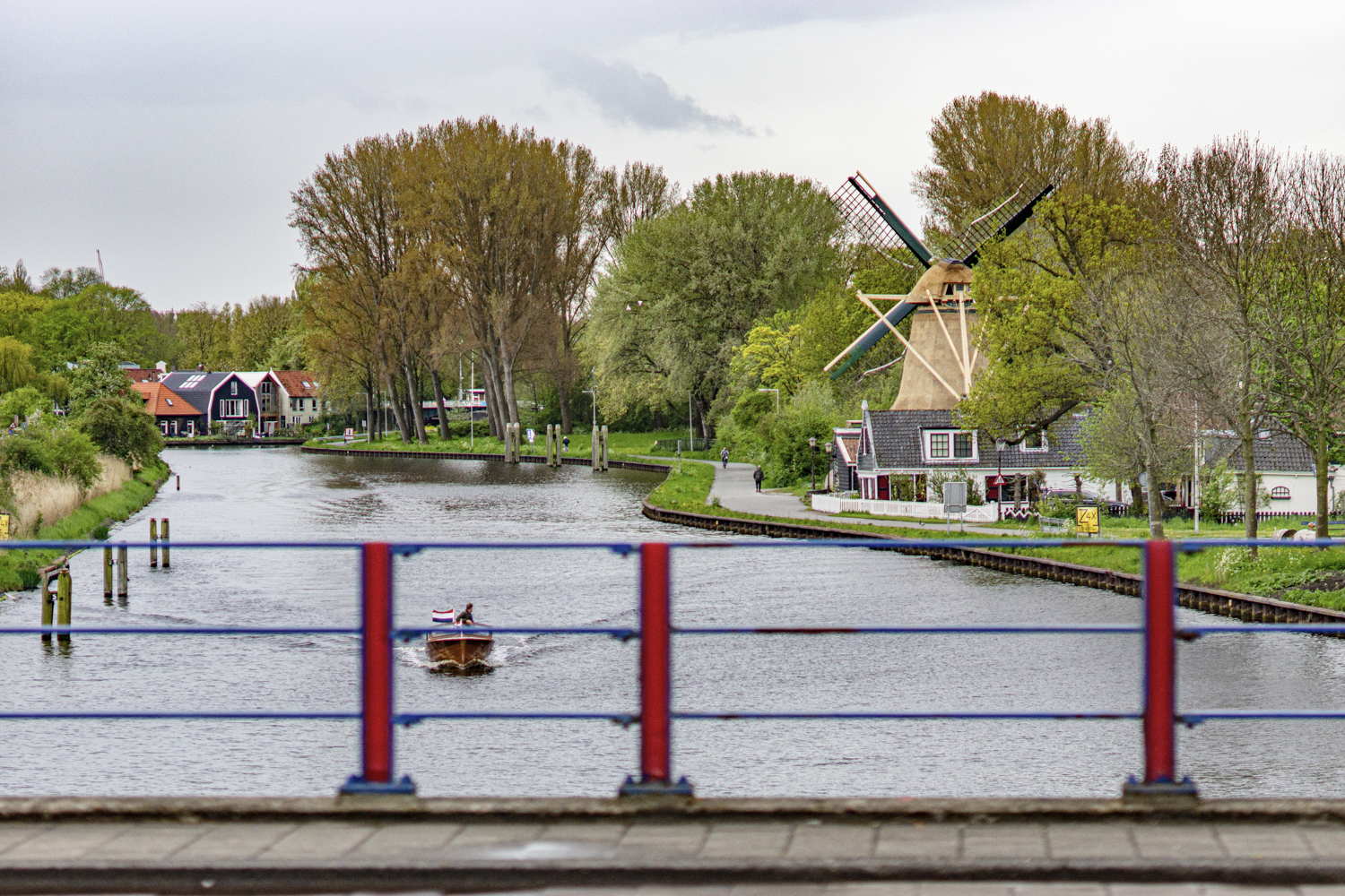 De Amsterdamse Mediafabriek | Het einde van de wereld